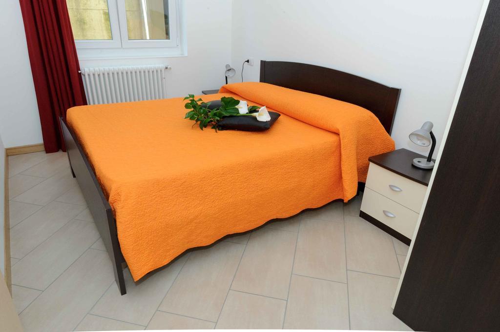 Casa Ciclamino Apartment Vercana Bilik gambar