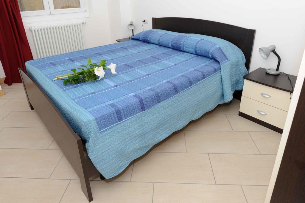 Casa Ciclamino Apartment Vercana Luaran gambar